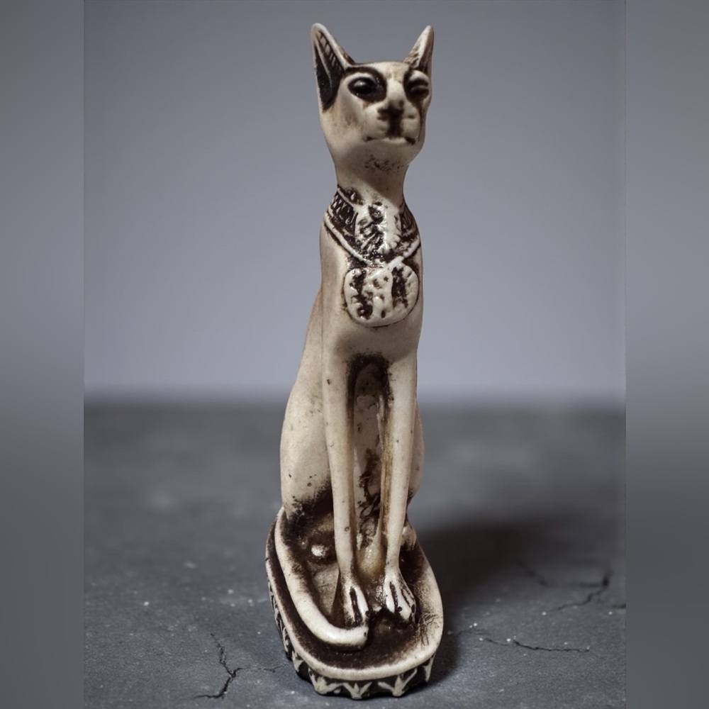 BASTET Ancient Egyptian Cat Goddess of Divine Protection Stone Sculpture. - Picture 2 of 9